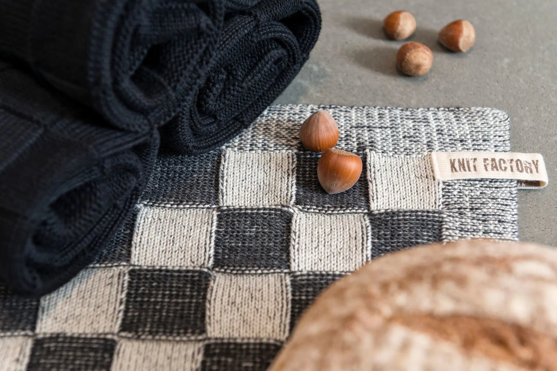 Knitfactory keukenhanddoek ecru/antraciet